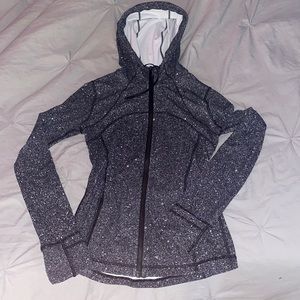 NEVER WORN LULULEMON JACKET